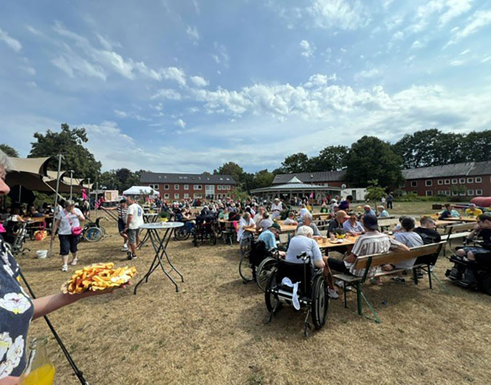 400 Menschen feiern Sommerfest der Lilienthaler Diakonie